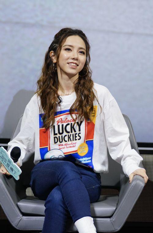 吃瓜娱乐邓紫棋